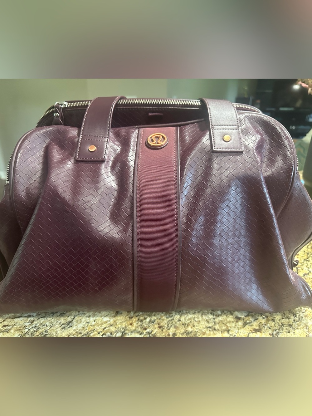 Lululemon athletica burgundy bag